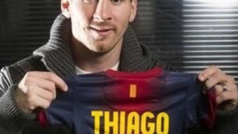 Messi y la camiseta del Barcelona con el nombre de su hijo.