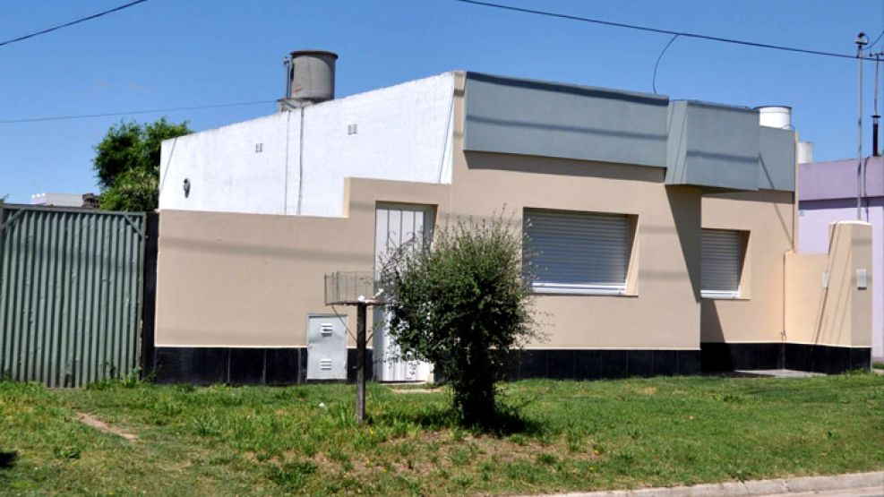 Frente de la casa del matrimonio de Estefania Heit y Jesús Olivera