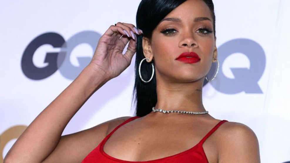 Sus curvas fueron el centro de atracción en la fiesta de la revista GQ. 