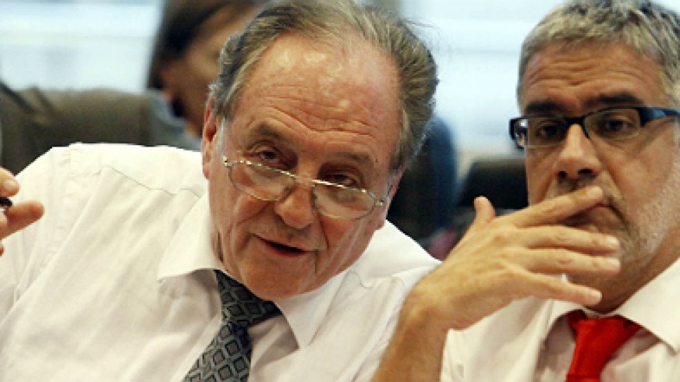 Carlos Heller y Roberto Feletti, paladines del proyecto.