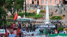 Los gremios disidentes esperan volver a llenar Plaza de Mayo en una nueva muestra de fuerza contra la Rosada.