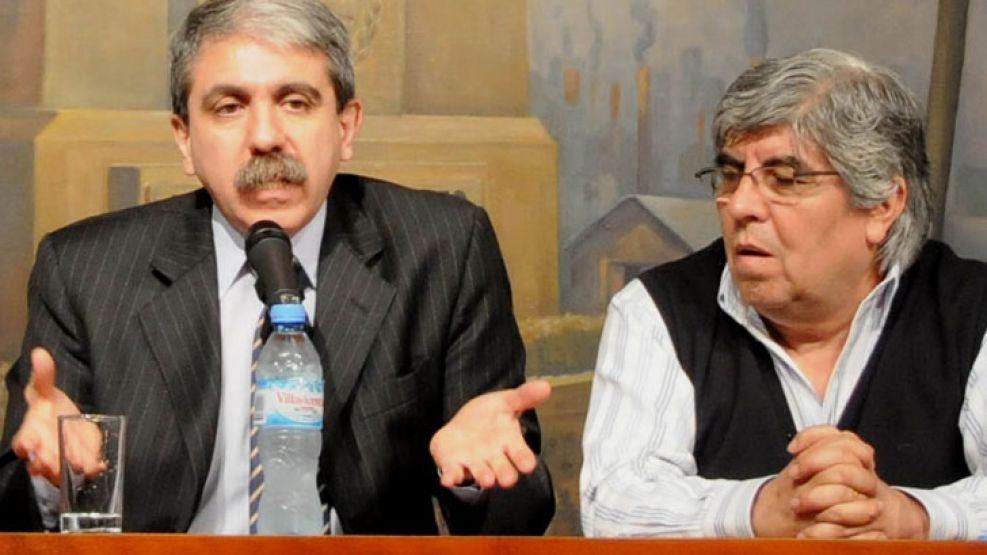 Aníbal Fernández y Hugo Moyano, en septiembre de 2008, cuando eran buenas las relaciones.