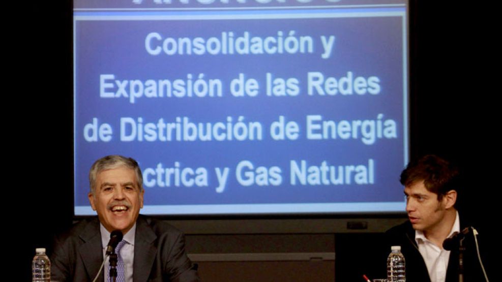 Los funcionarios anunciaron que habrá aumentos en las tarifas de gas y luz.