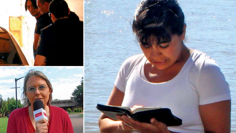 Unidos por la religión y el espanto. Sonia Molina (der.) lee la Biblia en un bautismo en 2010 en Río Colorado. Dice que se fue con Fanny y Olivera "porque estaba desesperada".