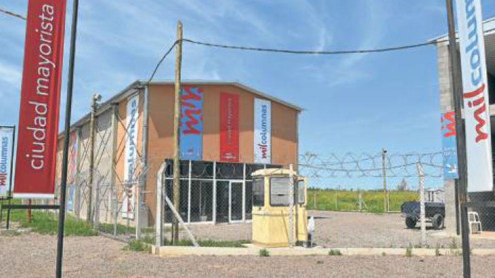 Mil columnas. El predio es lindero al Riachuelo, la General Paz y la Ricchieri.