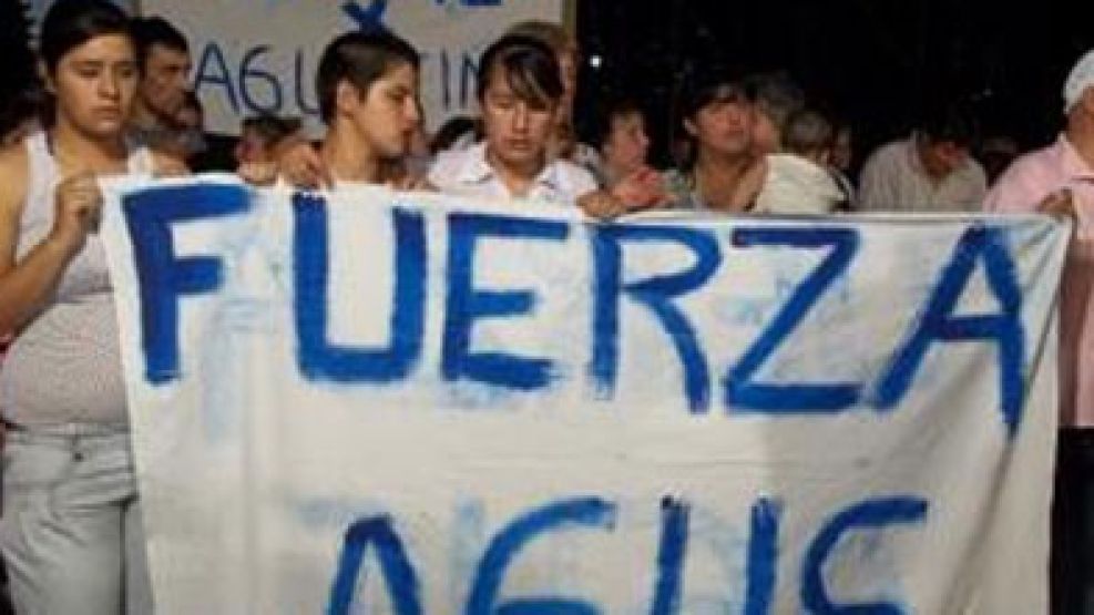 La policía detuvo en las últimas horas a tres hombres, de entre 22 y 30 años, presuntamente vinculados al ataque de Agustina. Se organizó una marcha para pedir Justicia. 