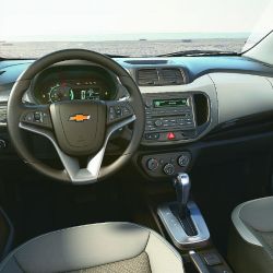 Chevrolet Spin interior 1