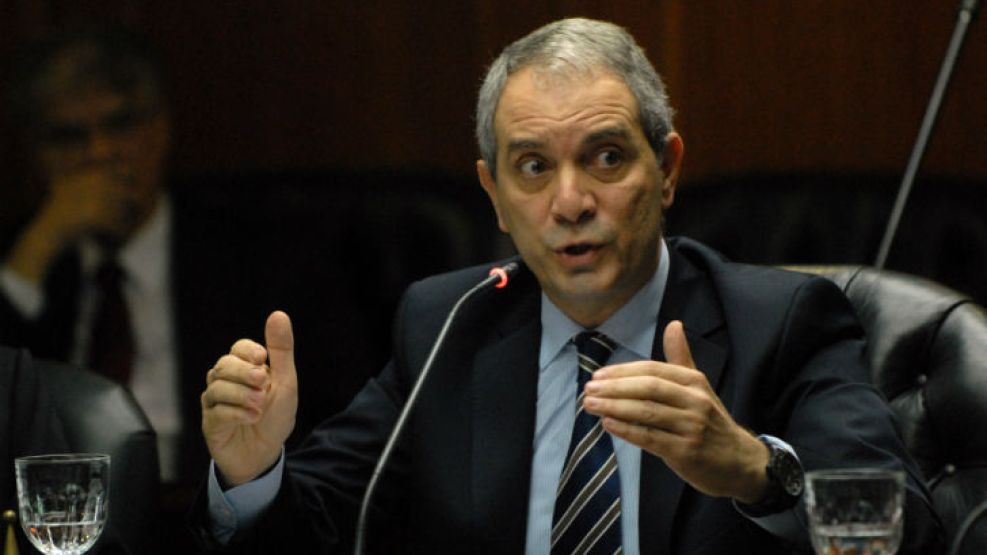 "Esperamos dar un paso más adelante, esta ley se va a cumplir finalmente", estimó el ministro.
