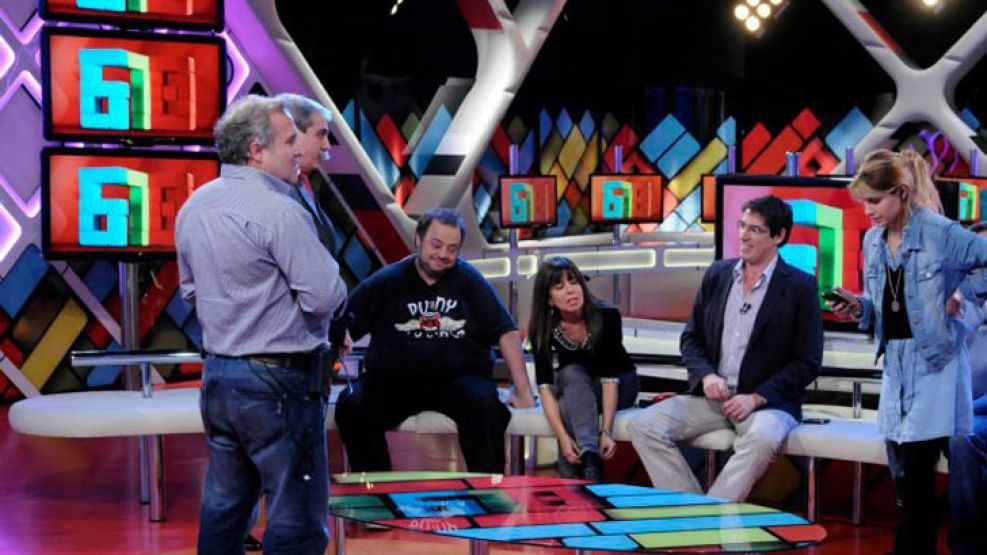 Galende es el conductor de 678 y del programa central de la mañana de Radio Nacional.