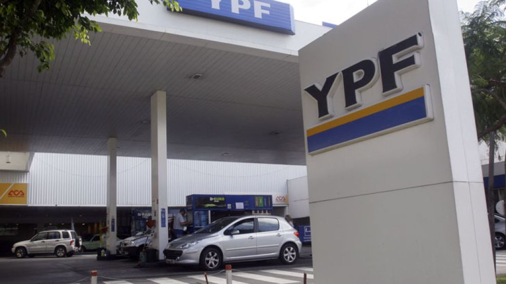 YPF pica en punta para comprar los activos de Petrobras en Argentina.