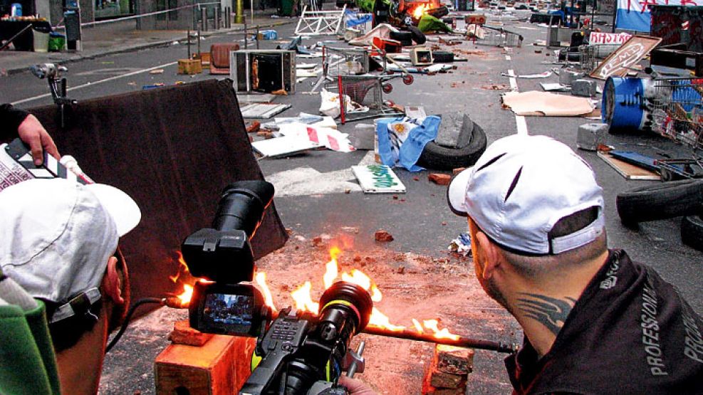 Acción. El centro porteño,la Plaza San Martin y La Boca, invadida por producciones audiovisuales.