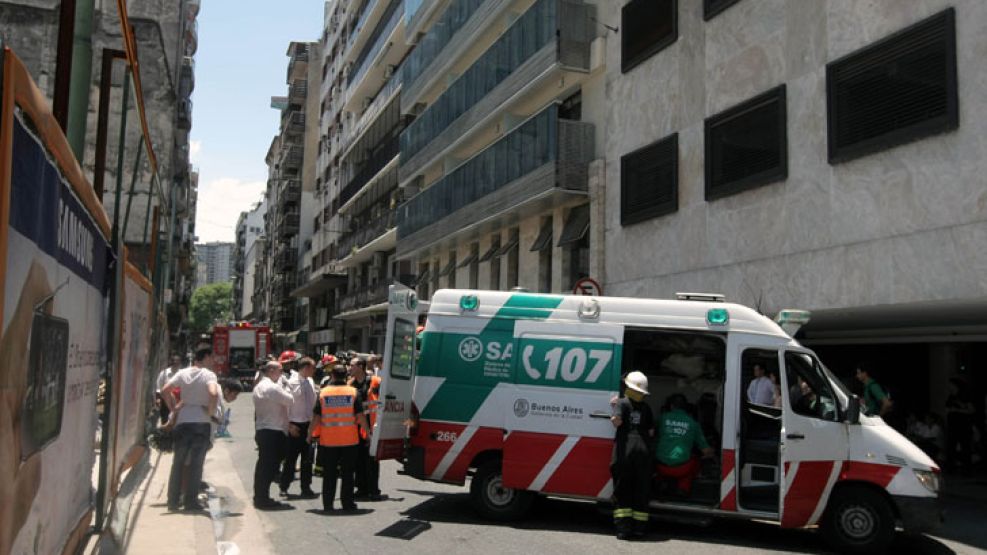 El incendio comenzó pasado el mediodía.