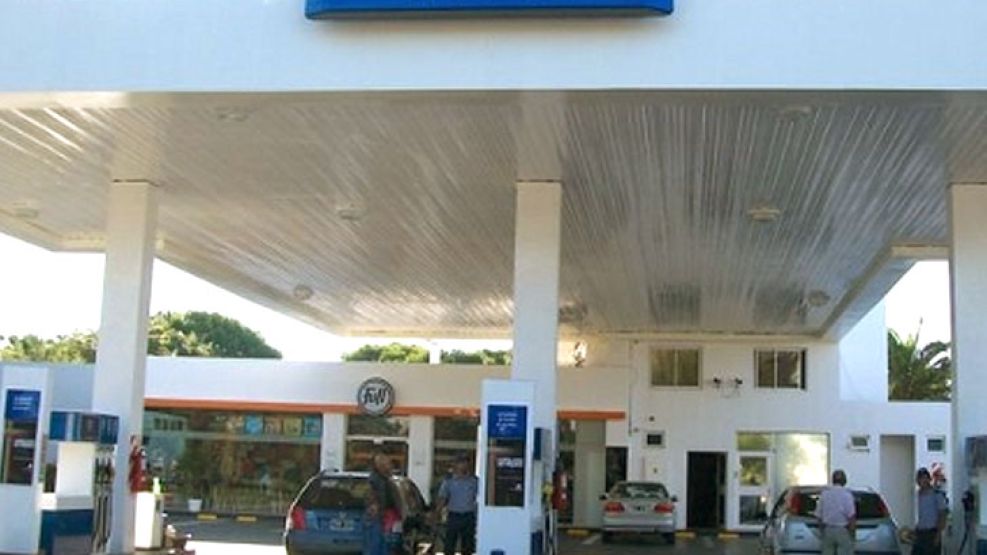 La petrolera YPF subió un 6% los valores de sus combustibles líquidos que alcanzará a las 1.500 estaciones de servicio de la petrolera en el país.