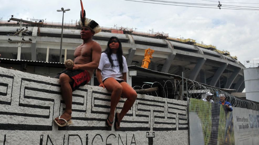 El sábado, un grupo de indígenas se opuso a la desocupación del antiguo Museo del Indio.