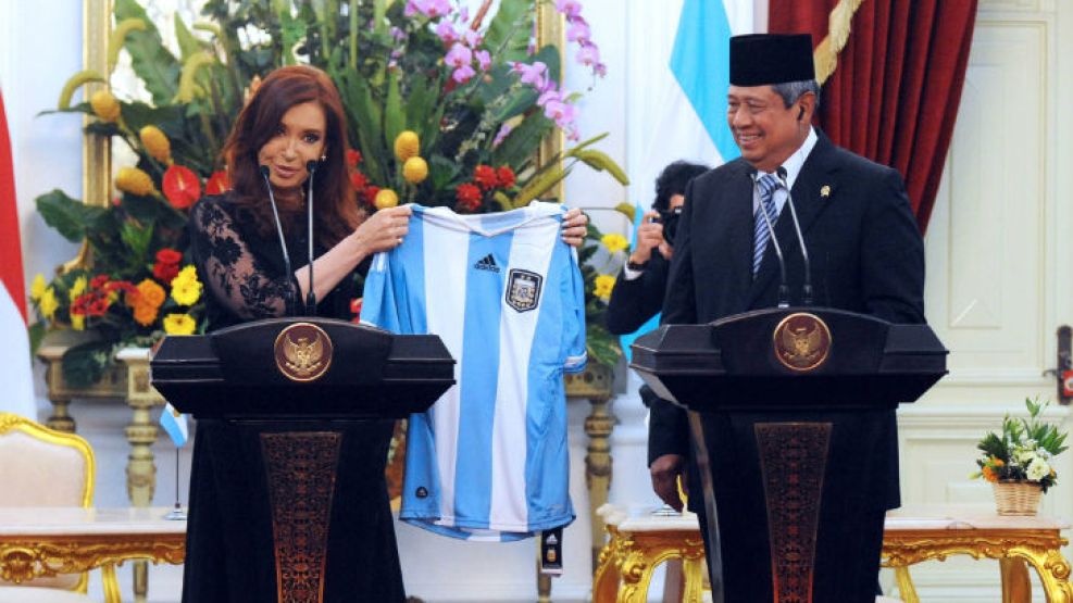 Cristina agradeció a su par de Indonesia, Susilo Bambang Yudhoyono, el apoyo del país asiático a los reclamos de soberanía argentina sobre las Islas Malvinas.