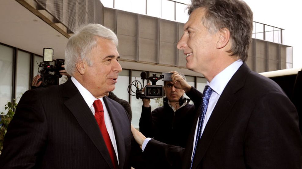 Funcionarios del gabinete de José Manuel De la Sota bajaron el precio a un eventual acuerdo político entre el gobernador de Córdoba y el jefe de Gobierno porteño, Mauricio Macri.