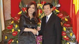 Cristina Fernández de Kirchner junto a su par de Vietnam, Truon Tan Sang.