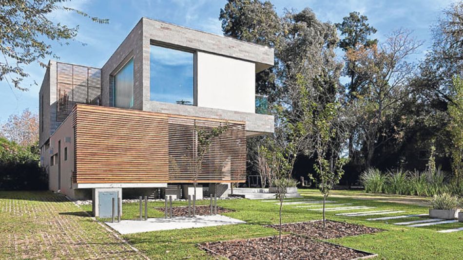 La obra ganó el 2° Premio del concurso Vivienda Individual 2012 de la Sociedad Central de Arquitectos.