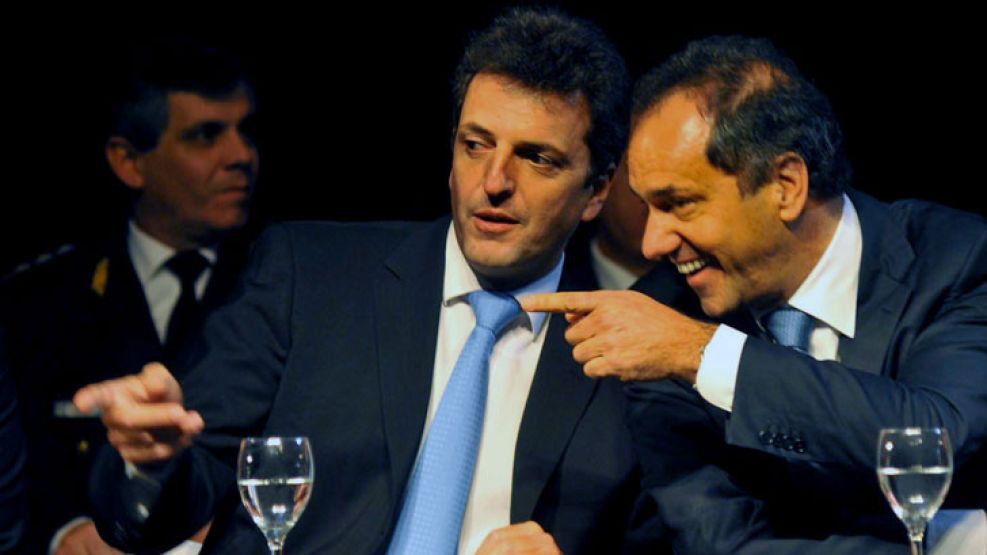 Massa y Scioli se postulan como referentes del peronismo disidente.