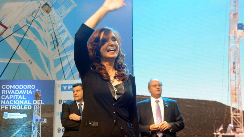 La Presidenta, al inaugurar la exploración de gas y petróleo no convencional de YPF en Comodoro Rivadavia.