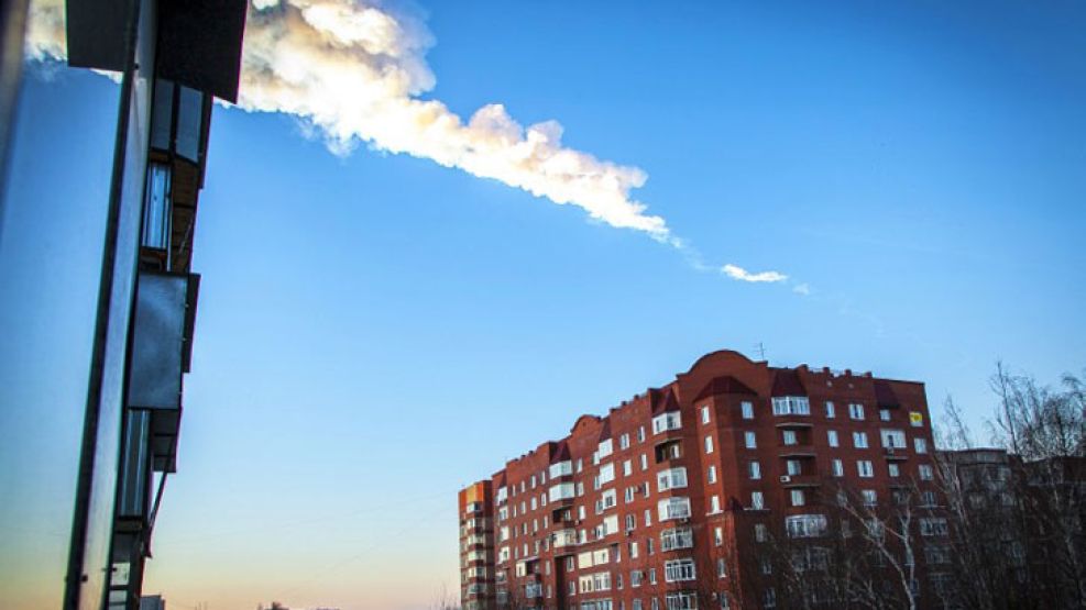 Medio millar de personas resultaron heridas como consecuencia de la caída de fragmentos de un meteorito en la provincia rusa de Cheliábinsk, en la zona de los Urales.