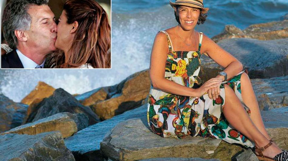 La diputada en la costa.