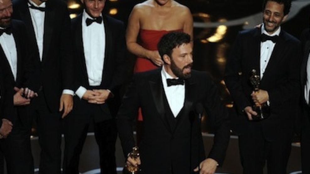 El elenco de Los Vengadores entregaron dos premios.