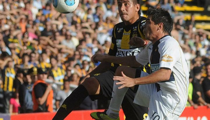 rosario-central-vs-olimpo