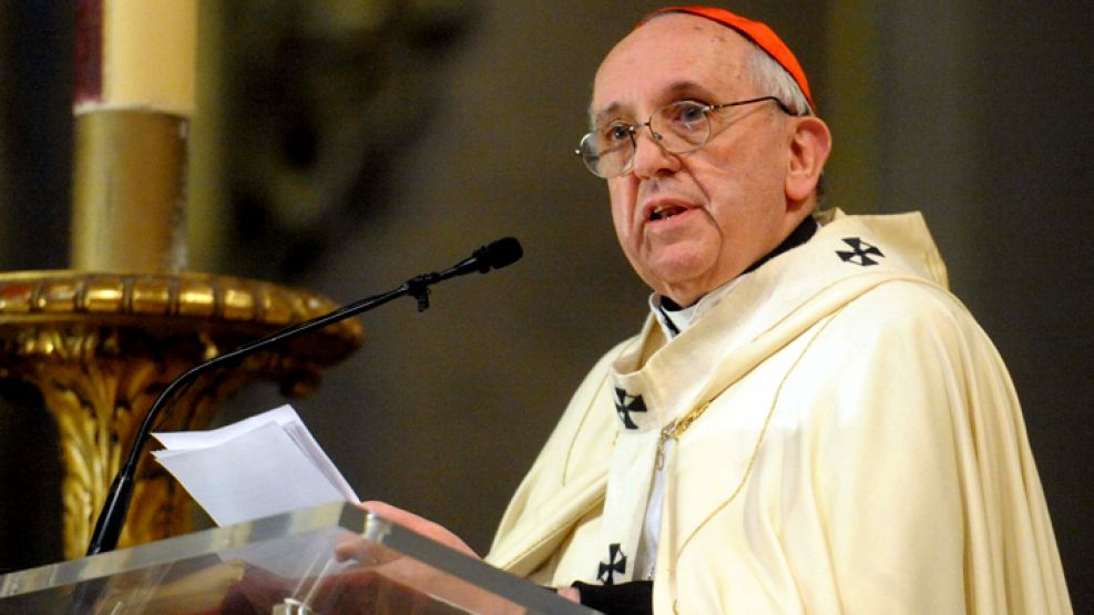 Apado. Bergoglio aparece como una figura destacada.