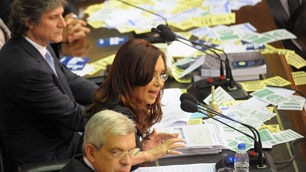 CFK también defendió el acuerdo ante el Congreso.