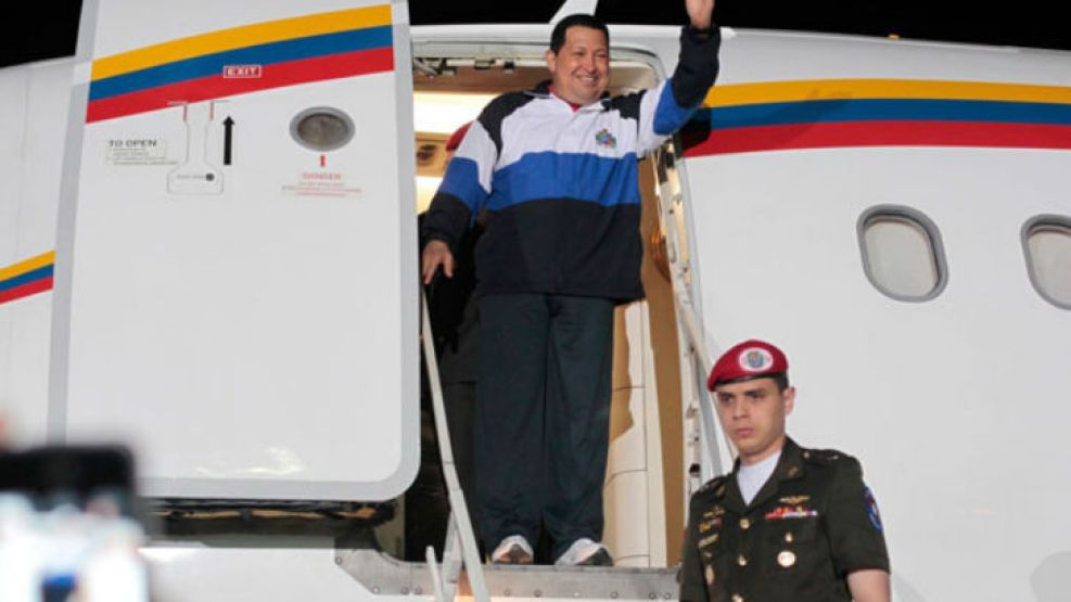 Antes de despedirse, Hugo Chávez nombró a Nicolás Maduro como su sucesor.