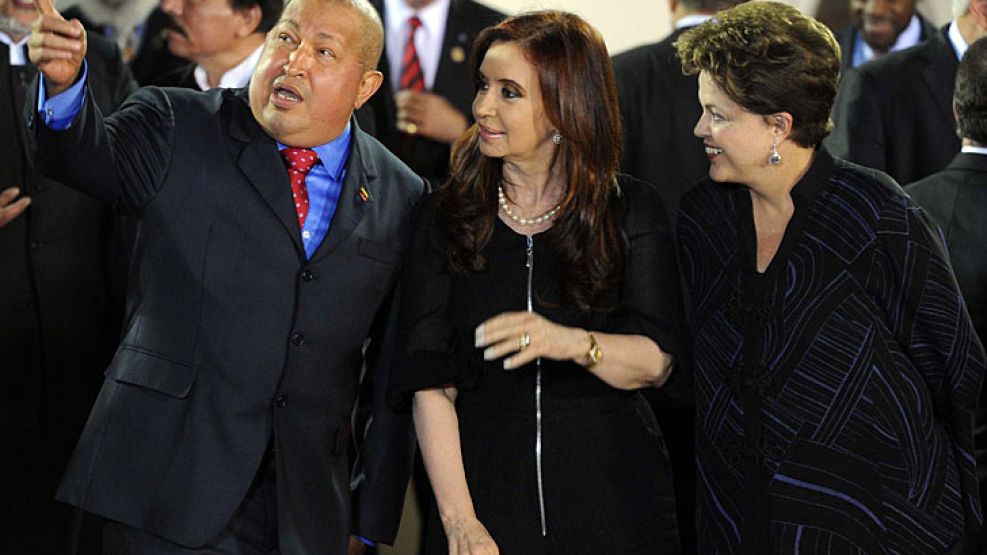 CFK, Dilma y Chávez. Se pone en disputa el liderazgo latinoamericano.