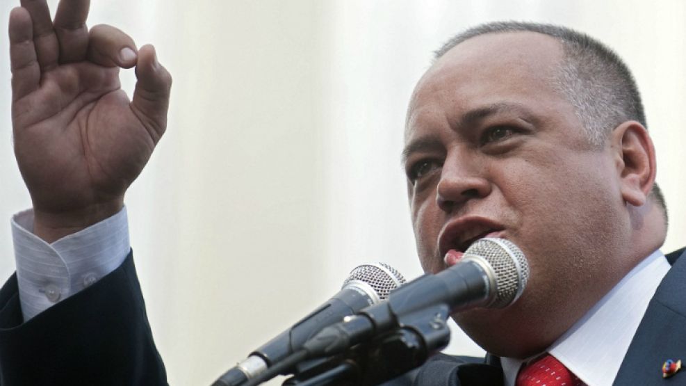 Diosdado Cabello, el encargado de la transición le pidió a los legisladores que se "conviertan en Chávez".