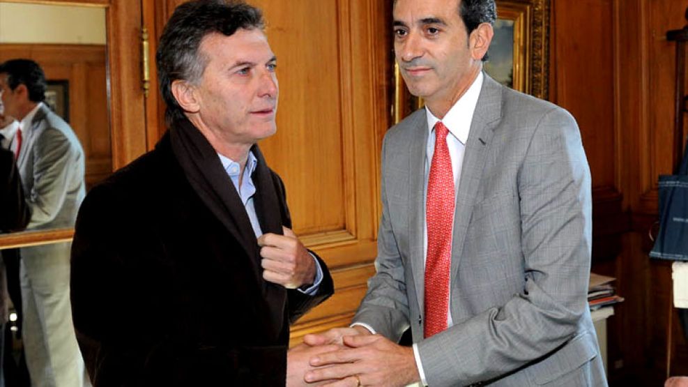 Randazzo con Macri en una reunión por transporte