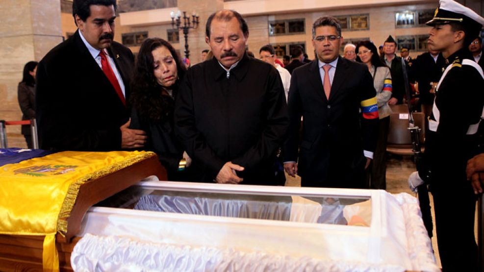 El nicaragüense Ortega, uno de los 33 jefes de estado que despidieron al líder bolivariano.