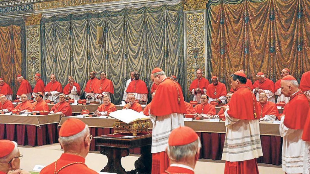 Hombres de fe. Los 115 cardenales eligieron al nuevo sumo pontífice tras cinco votaciones. Cómo fue la compleja negociación que definió al sucesor de San Pedro.