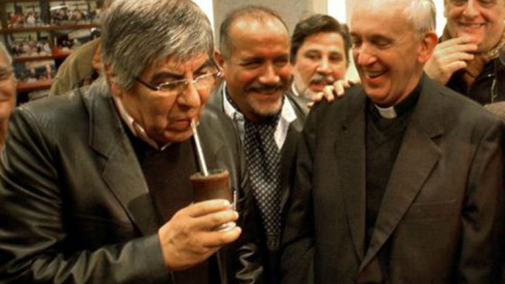 “Ahora lo ven a Bergoglio como el mejor Papa de la historia”, dijo Hugo Moyano.
