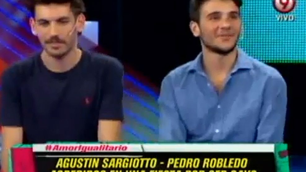Padro Robledo junto a su pareja Agustín Sargiotto, en el programa Duro de Domar.