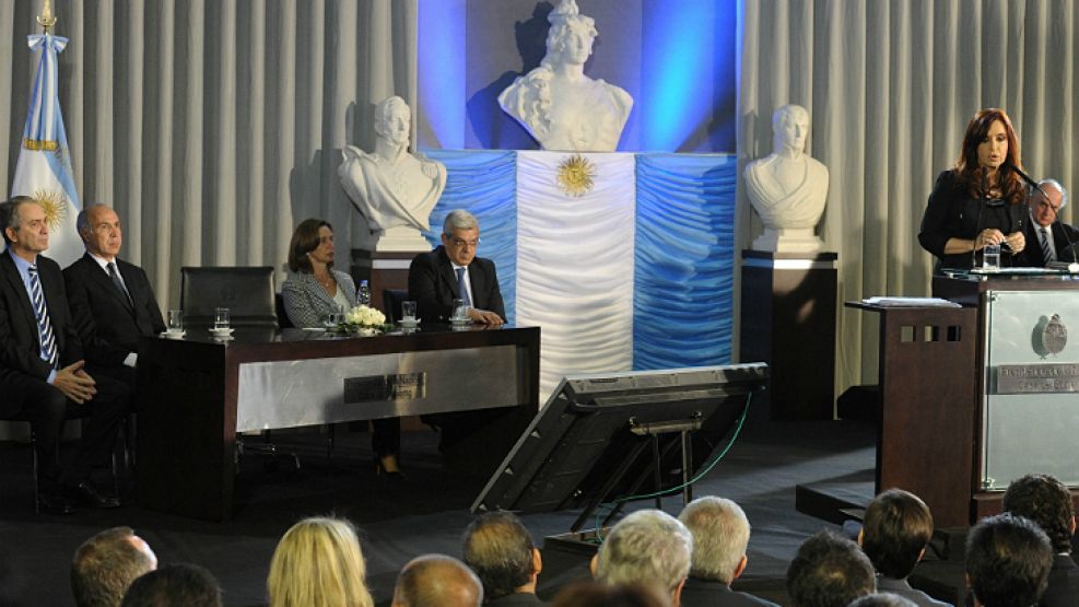 Cristina Fernández de Kirchner, durante el anuncio del envío al Parlamento del proyecto de ley de "democratización de la Justicia".