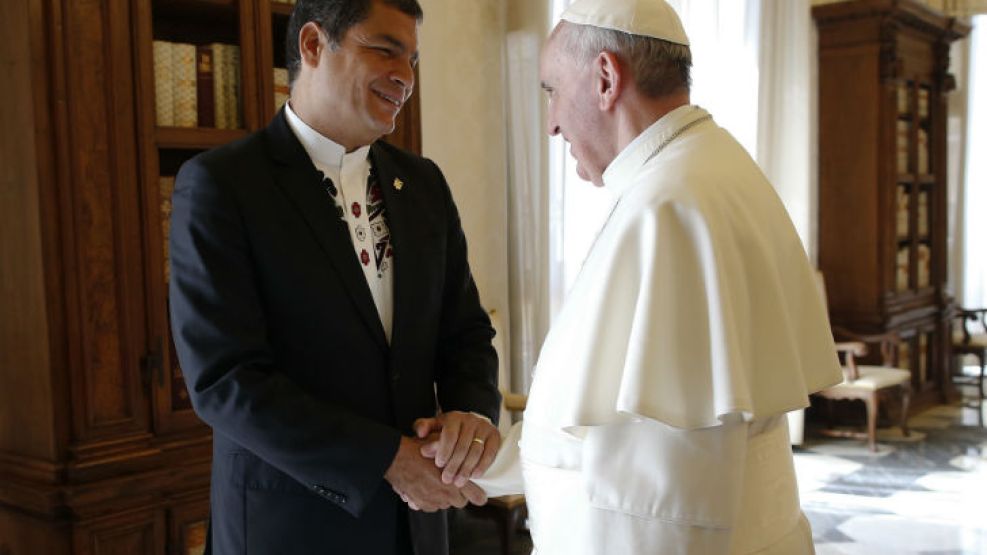 Correa fue uno de los primeros mandatarios en expresar públicamente su alegría tras la designación de Bergoglio como Sumo Pontífice.