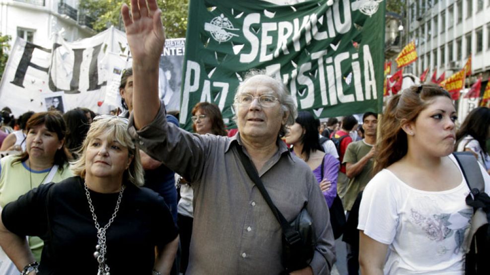 Adolfo Pérez Esquivel en la última marcha del 24 de marzo.