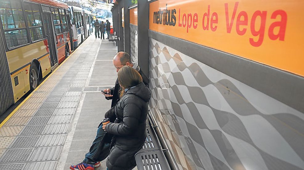 Aprobo raspando. El BRT porteño sacó 61 puntos sobre cien. 
