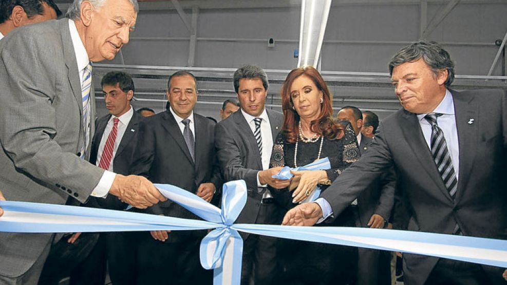 13 de Septiembre de 2012. Ese día la presidenta Cristina Kirchner acompañó al gobernador José Luis Gioja, en la inauguración de una empresa textil y en ATA SA.