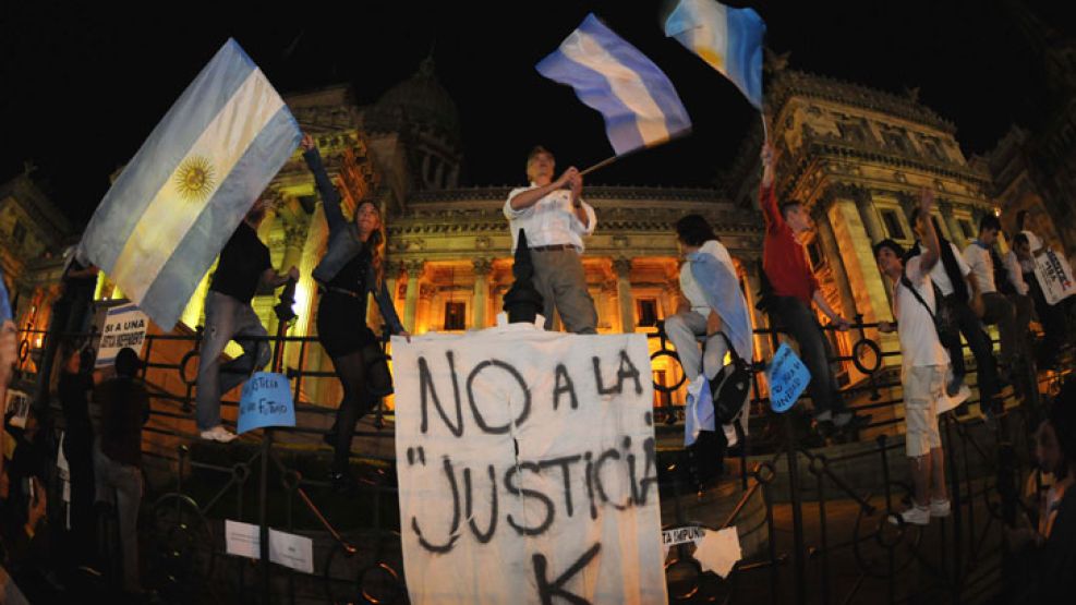 La reforma judicial fue aprobada por el Parlamento en abril, en medio de sucesivas protestas.