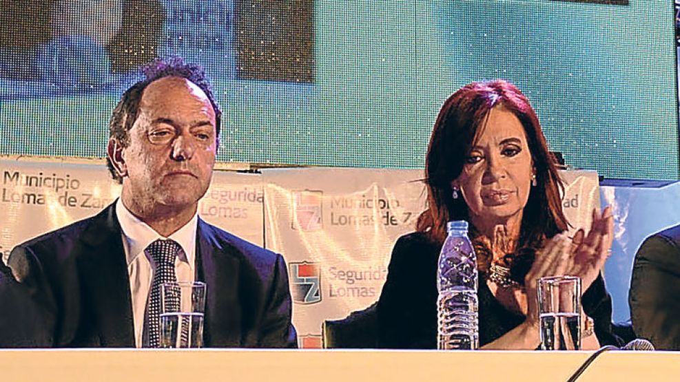 CFK, molesta. "Estoy cansada que algunos se hagan los idiotas", dijo la Presidenta en un acto el jueves.