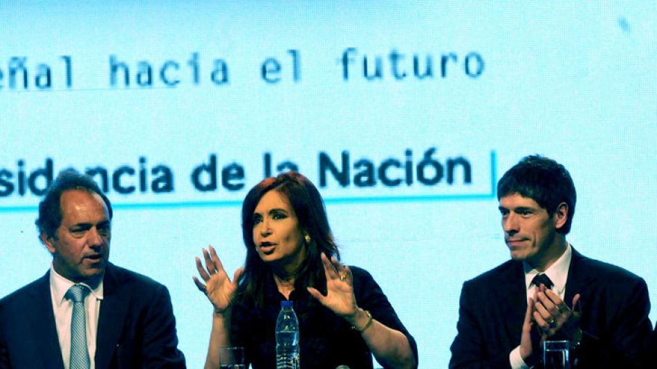 Daniel Scioli, Cristina Fernández y Juan Manuel Abal Medina.