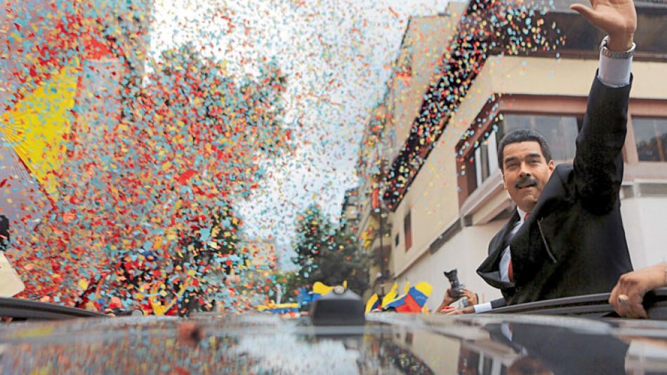 El diario de maduro. El presidente festeja su asunción. En la campaña, había pedido a los medios una “definición” para saber si lo acompañaban.