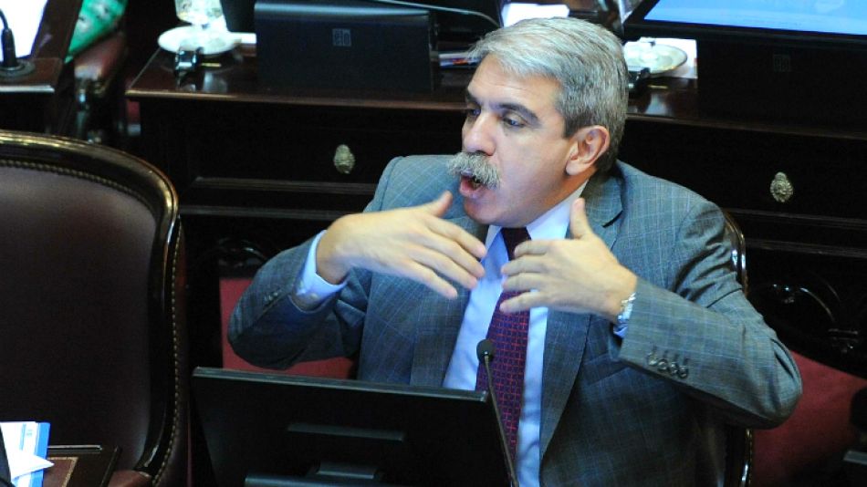 Aníbal Fernández desmintió los nombres de los precandidatos ya anunciados.