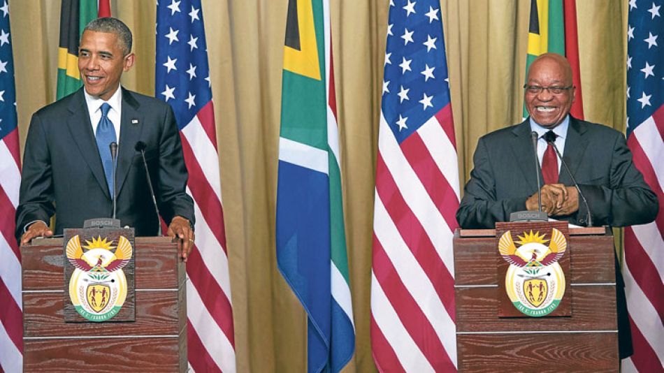Reunion. Antes de partir a Tanzania, Obama tuvo un encuentro con su colega sudafricano, Zuma. 