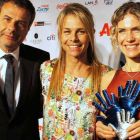 Ari Paluch y Maru Botana apoyaron en Espacio Darwin de San Isidro a Fifi Palou en la cena a beneficio de la asociación "Manos en acción" que brinda apoyo a familias carenciadas.